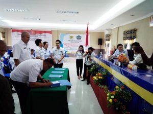 Dihadapan Bupati, Pejabat Minut Sepakati Pakta Integritas