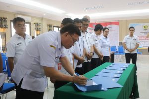 Pejabat Minut Sepakati Pakta Integritas