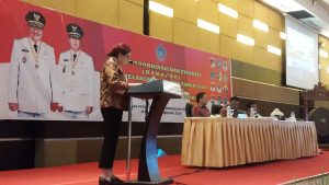 Bupati Laporkan Pembangunan Minut di Rakorev Provinsi