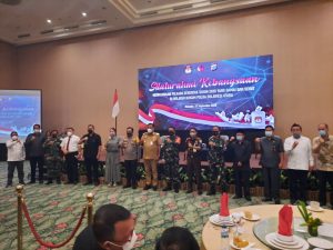 Hadiri Deklarasi Pilkada Damai, Nampak Pasangan VAP – HR Paling Kompak