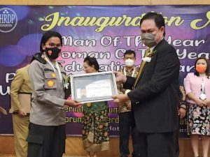 Raih Penghargaan Woman Of The Year 2020, Kapolres Minut : Jadi Semangat Maksimalkan Tugas