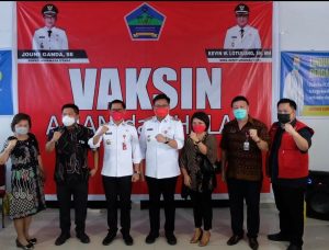 Dukung Program Vaksinasi, Bupati & Wabup Minut Terima Vaksin Sinovac