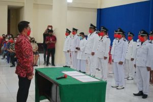 Lantik 48 Plt Hukum Tua, Bupati Minut Harapkan Kinerja Maksimal.