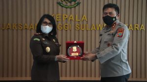 Bermaksud Jalin Sinergitas Sesama Penegak Hukum, Kapolda Sulut Kunjungi Kajati