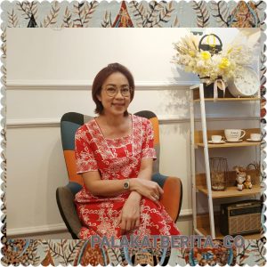 Sosok Perempuan Inspiratif Desainer Batik Bercerita, Sizzy Matindas