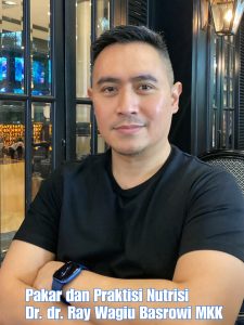 Dr Ray Wagiu Basrowi: Minum Susu Cegah Anemia dan Stunting
