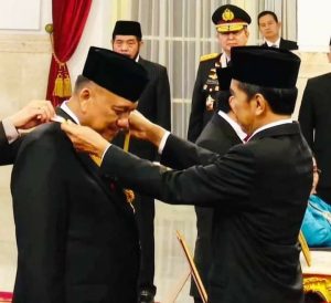 OLLY Dondokambey Dianugerahi Bintang Jasa Utama, JG Ucapkan Selamat