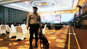 Satwa K9 Polda Sulawesi Utara Amankan Lokasi Rapat Pleno Terbuka KPU Sulut