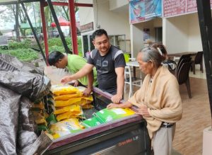 Tekan Inflasi Pemkab Minut Laksanakan Operasi Pasar Murah