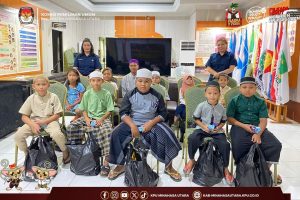 Bentuk Solidaritas, KPU Minut Beri Santunan Anak Yatim