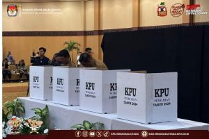 Simulasi Pemungutan dan Penghitungan Suara Gubernur dan Wakil Gubernur serta Bupati dan wakil Bupati Tahun 2024 oleh KPU Minut Libatkan PPK