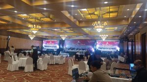 Hari Pertama Pleno Rekapitulasi Hasil Perhitungan Perolehan Suara Pemilihan Gubernur dan Wakil Gubernur Sulut Tahun 2024